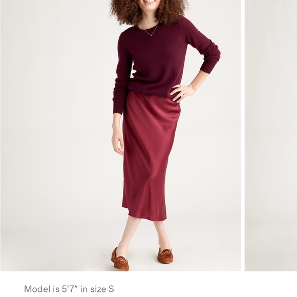 Quince Burgundy Maxi Skirt - Picture 4 of 6